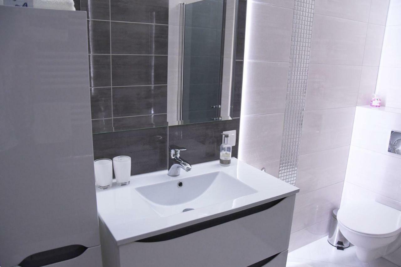 Apartament Wilga Park Краків Екстер'єр фото